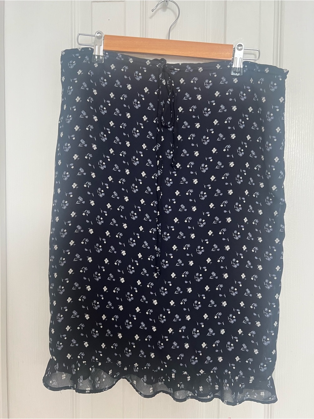 Vintage 90s Beechers Brook for Fairweather Navy Floral Skirt